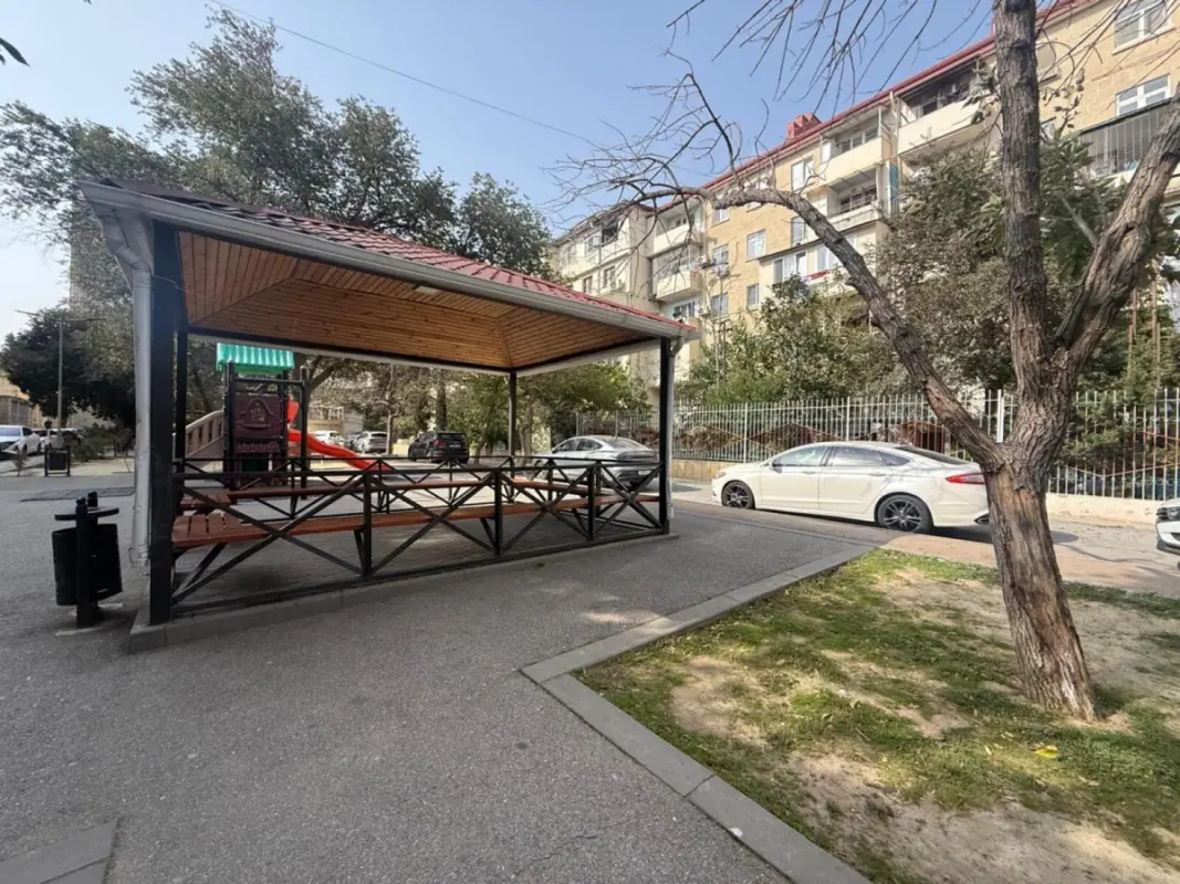 Satılır 3 otaqlı mənzil 70 m²