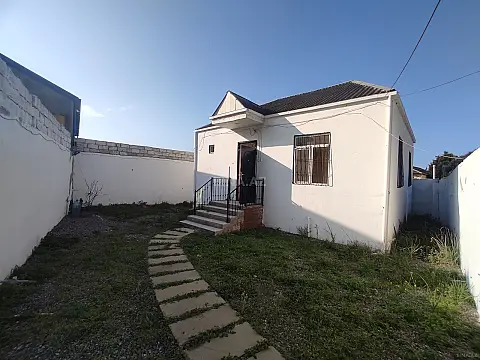 Satılır 2 otaqlı həyət evi 72 m² — Bakı, Şüvəlan 2 otaq 72.00 m²