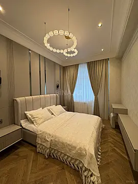 Satılır 3 otaqlı mənzil 120 m² — Bakı, İnşaatçılar 3 otaq 120.00 m²