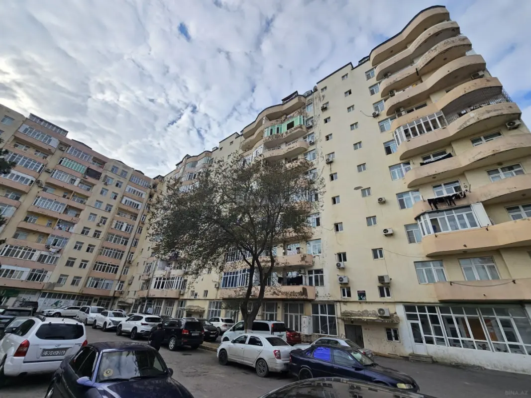 Satılır 2 otaqlı mənzil 42.1 m²