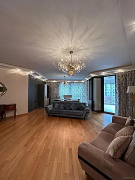 Satılır 4 otaqlı mənzil 225 m² — Bakı 4 otaq 225.00 m²