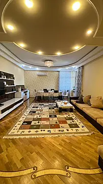 Satılır 5 otaqlı mənzil 190 m² — Bakı 5 otaq 190.00 m²