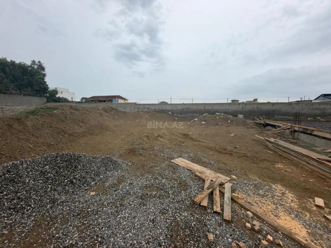 Satılır torpaq sahəsi 6 m²