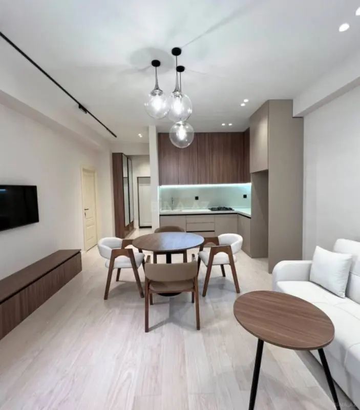 Satılır 2 otaqlı mənzil 51 m²