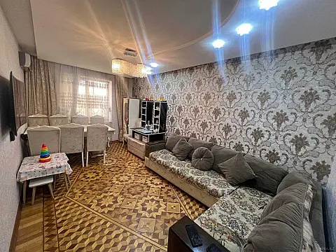 Satılır 3 otaqlı mənzil 80 m² — Bakı, Həzi Aslanov qəs. 3 otaq 80.00 m²
