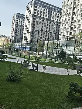 Satılır 4 otaqlı mənzil 195 m² — Bakı 4 otaq 195.00 m²
