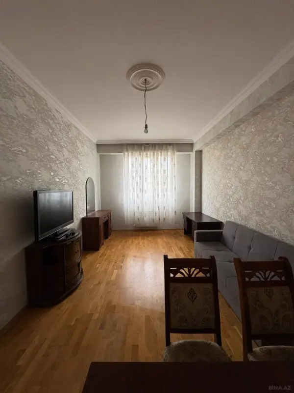 Kirayə verilir 2 otaqlı mənzil 58 m²