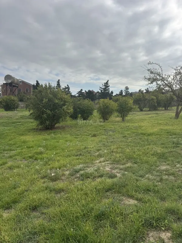 Satılır torpaq sahəsi 2.5 m²