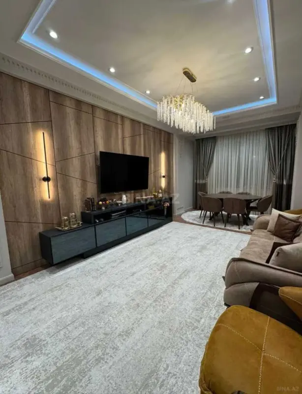 Satılır 3 otaqlı mənzil 120 m²