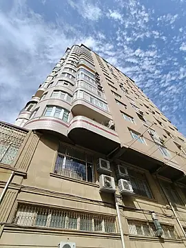Satılır 3 otaqlı mənzil 152 m² — Bakı, Nərimanov 3 otaq 152.00 m²