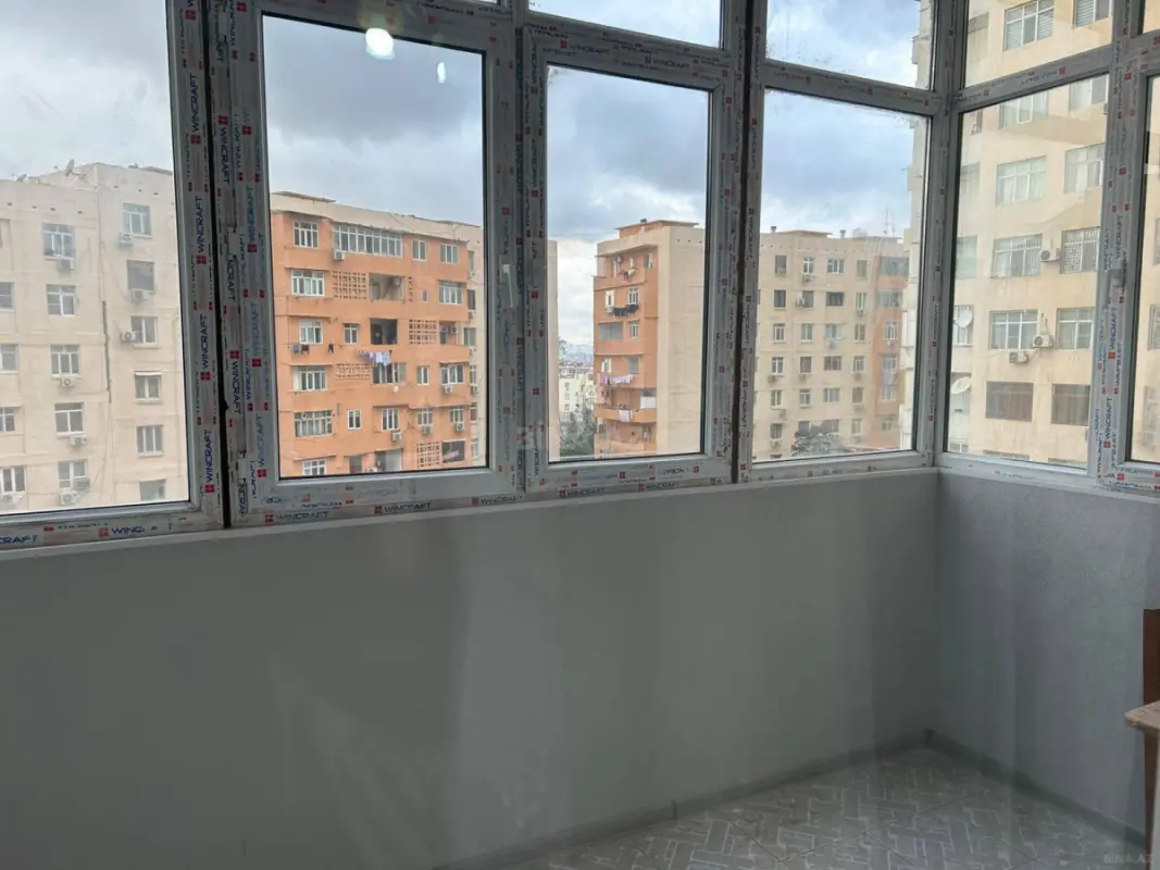 Satılır 2 otaqlı mənzil 87 m²