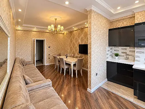 Satılır 3 otaqlı mənzil 105 m² — Bakı 3 otaq 105.00 m²