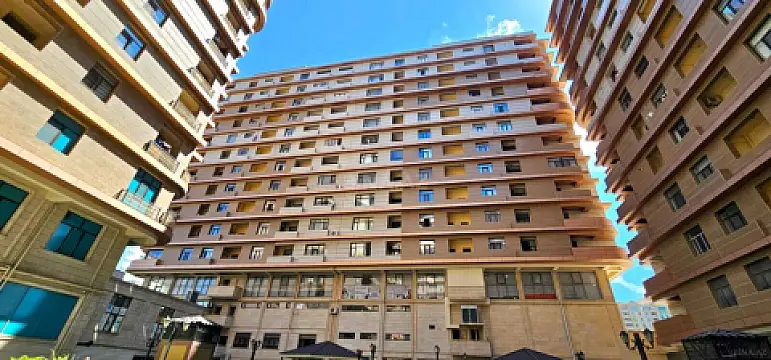Satılır 4 otaqlı mənzil 250 m² — Bakı 4 otaq 250.00 m²