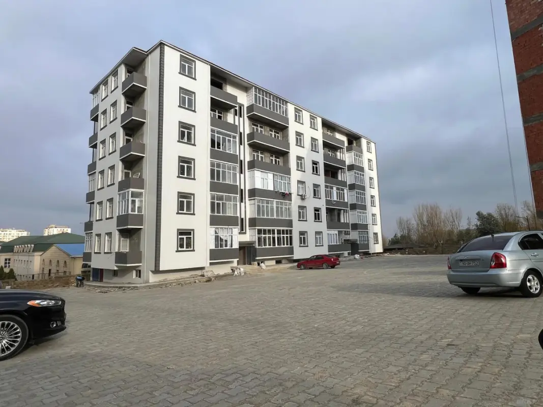 Satılır 1 otaqlı mənzil 51 m²