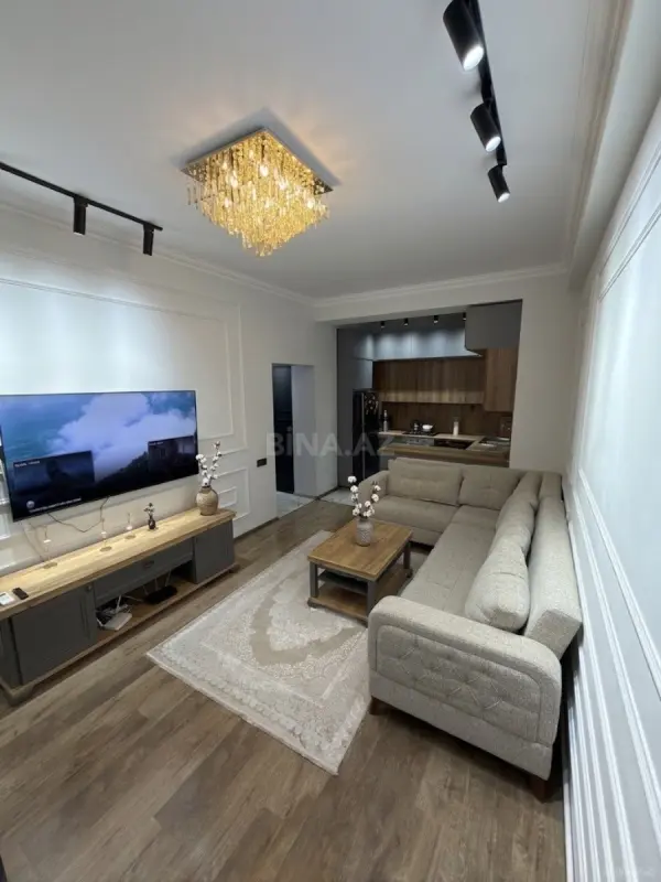 Satılır 2 otaqlı mənzil 68 m²