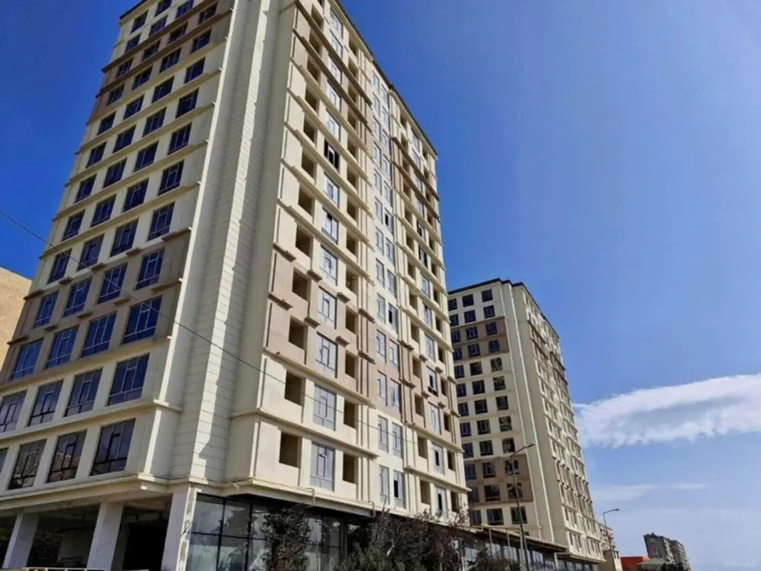 Satılır 3 otaqlı mənzil 98 m²