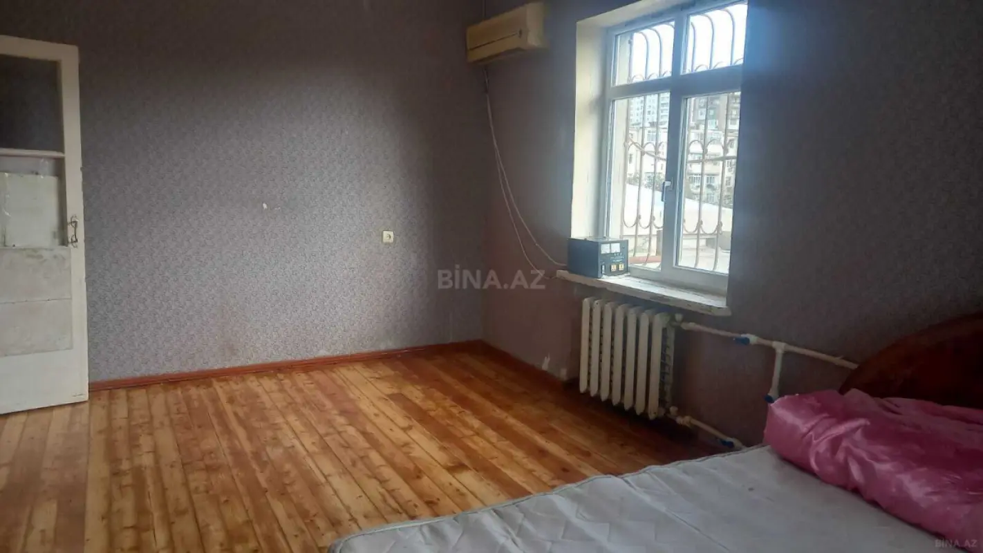 Satılır 1 otaqlı mənzil 33 m²