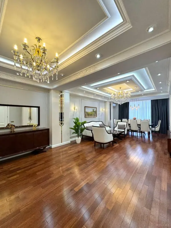 Satılır 3 otaqlı mənzil 125 m²