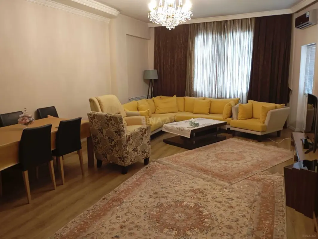 Satılır 3 otaqlı mənzil 125 m²