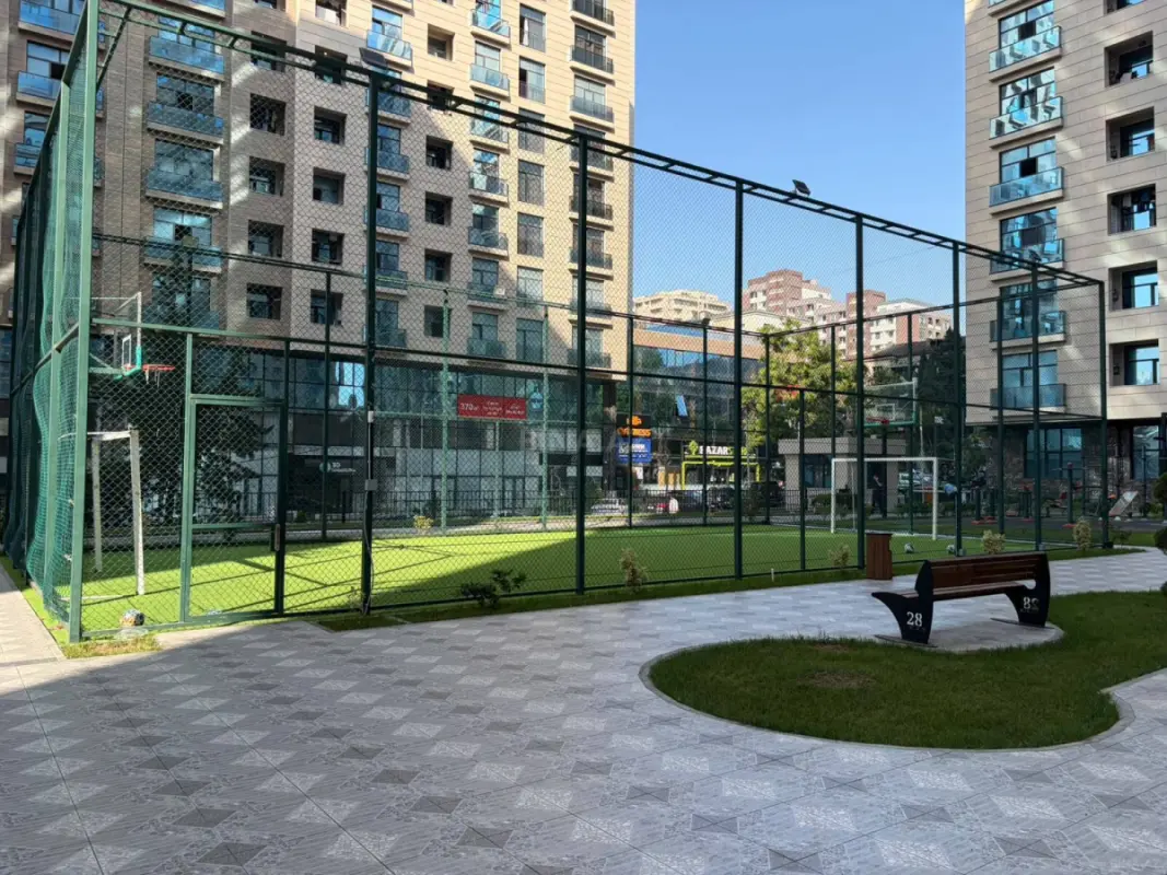 Satılır 2 otaqlı mənzil 68 m²