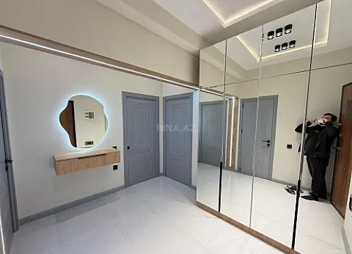 Satılır 3 otaqlı mənzil 80 m² — Bakı, Həzi Aslanov qəs. 3 otaq 80.00 m²
