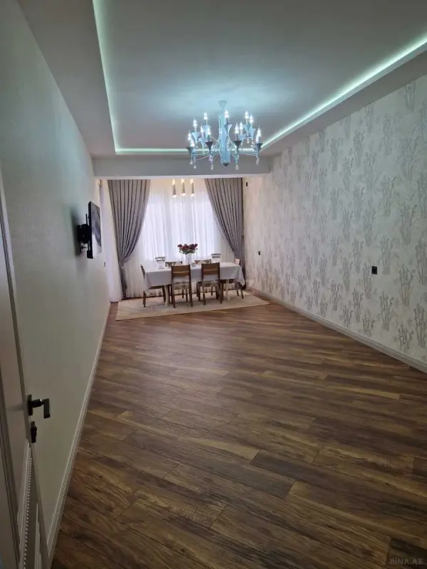Satılır 3 otaqlı mənzil 114 m²