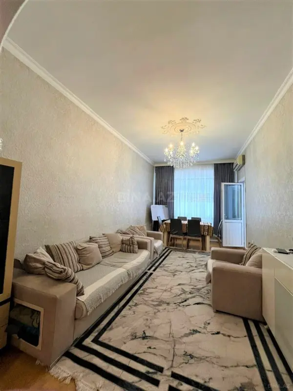 Satılır 2 otaqlı mənzil 80 m²