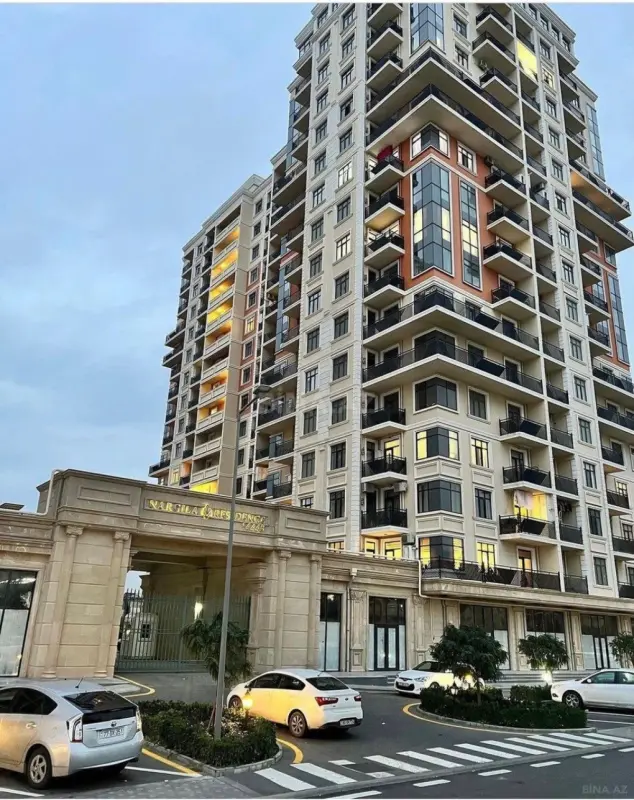 Satılır 3 otaqlı mənzil 120 m²