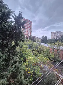 Satılır 2 otaqlı mənzil 65 m² — Bakı, İnşaatçılar 2 otaq 65.00 m²
