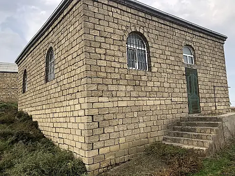 Satılır 3 otaqlı həyət evi 100 m² — Bakı 3 otaq 100.00 m²