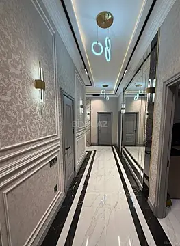Satılır 3 otaqlı mənzil 136 m² — Bakı 3 otaq 136.00 m²
