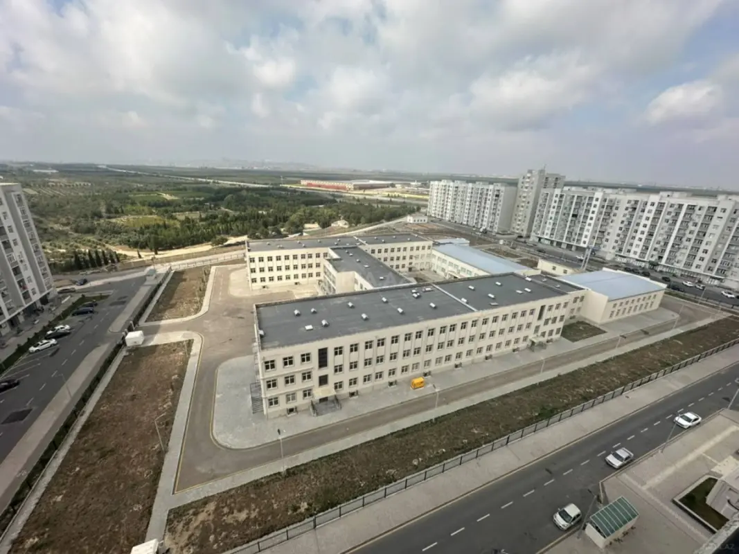 Satılır 1 otaqlı mənzil 40 m²