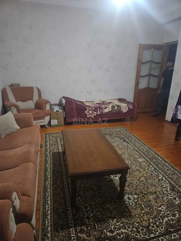 Satılır 2 otaqlı mənzil 88 m²