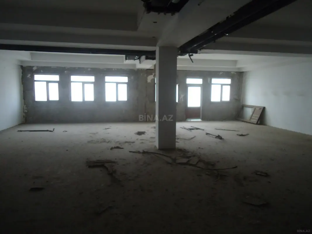 Kirayə verilir obyekt 254 m²