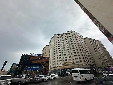 Satılır 3 otaqlı mənzil 120 m² — Bakı, Həzi Aslanov qəs. 3 otaq 120.00 m²