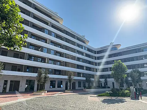 Satılır 7 otaqlı mənzil 840 m² — Bakı 7 otaq 840.00 m²