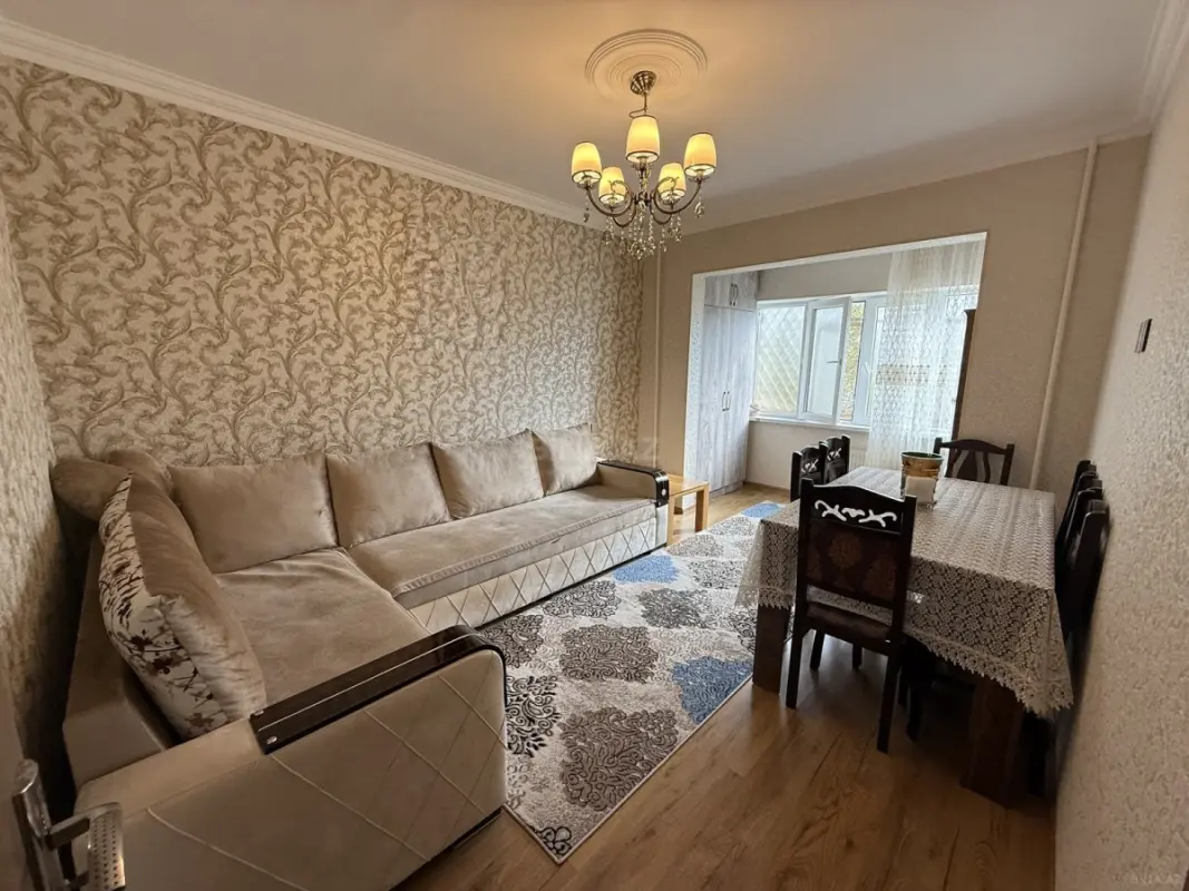 Satılır 4 otaqlı mənzil 100 m²