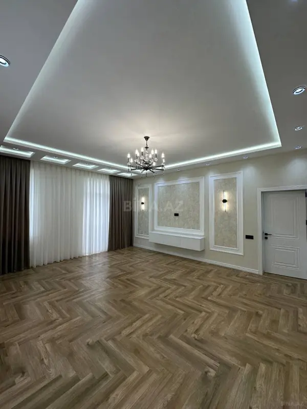 Satılır 3 otaqlı mənzil 120 m²