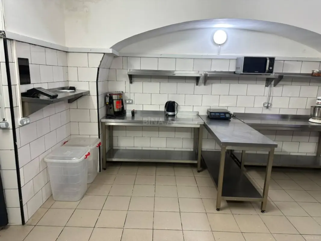 Kirayə verilir obyekt 70 m²