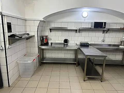 Kirayə verilir obyekt 70 m² — Bakı, Nəsimi 70.00 m²