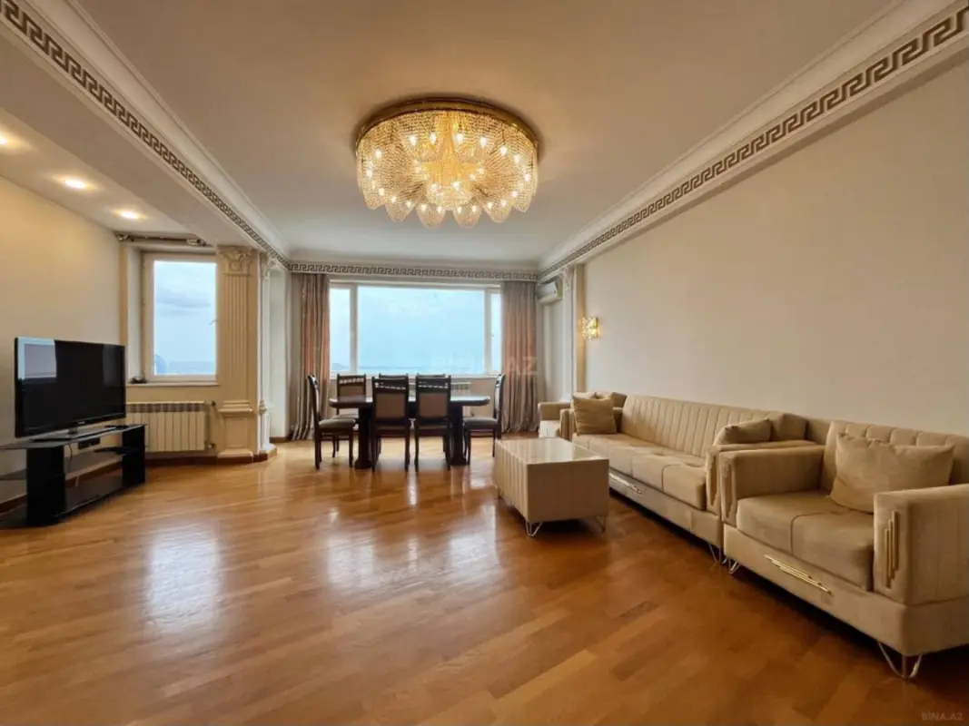 Kirayə verilir 3 otaqlı mənzil 150 m²