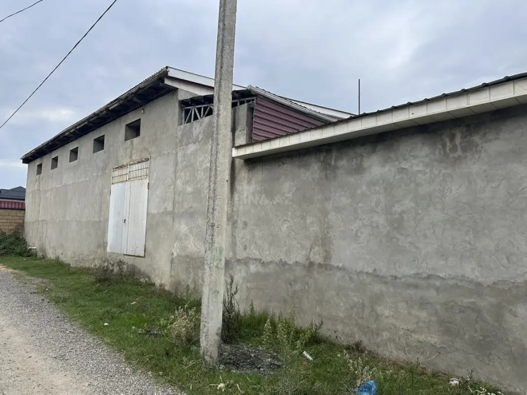 Satılır obyekt 354 m²
