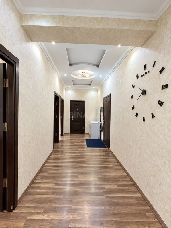Kirayə verilir 2 otaqlı mənzil 85 m²