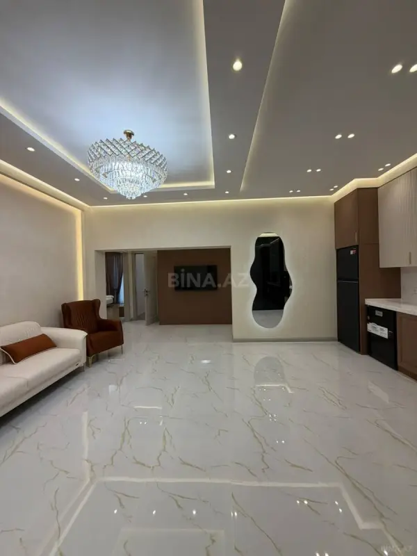 Satılır 3 otaqlı mənzil 125 m²