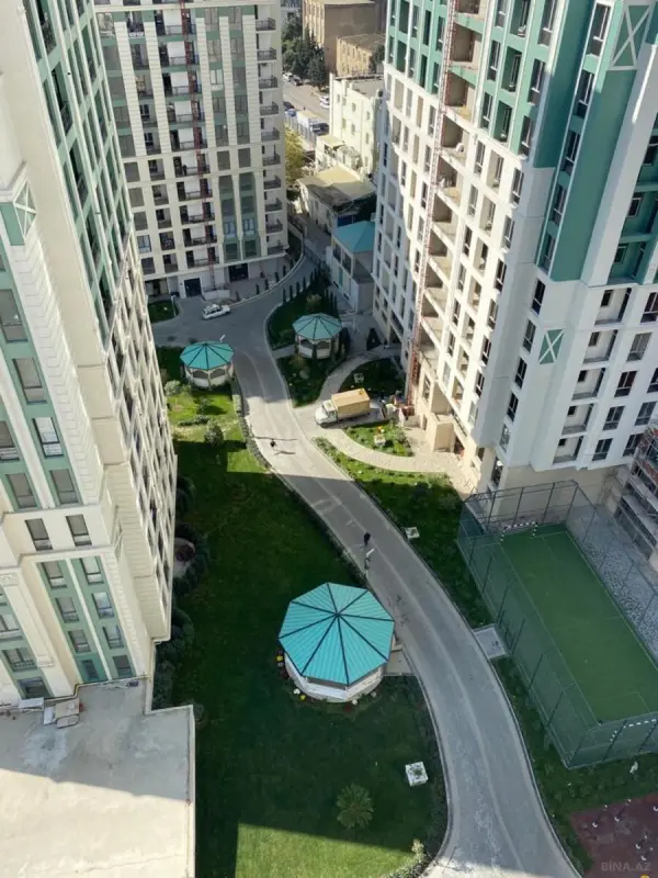 Kirayə verilir 2 otaqlı mənzil 85 m²