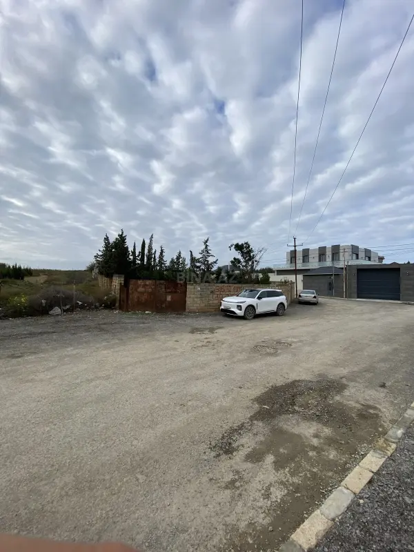 Satılır torpaq sahəsi 12 m²