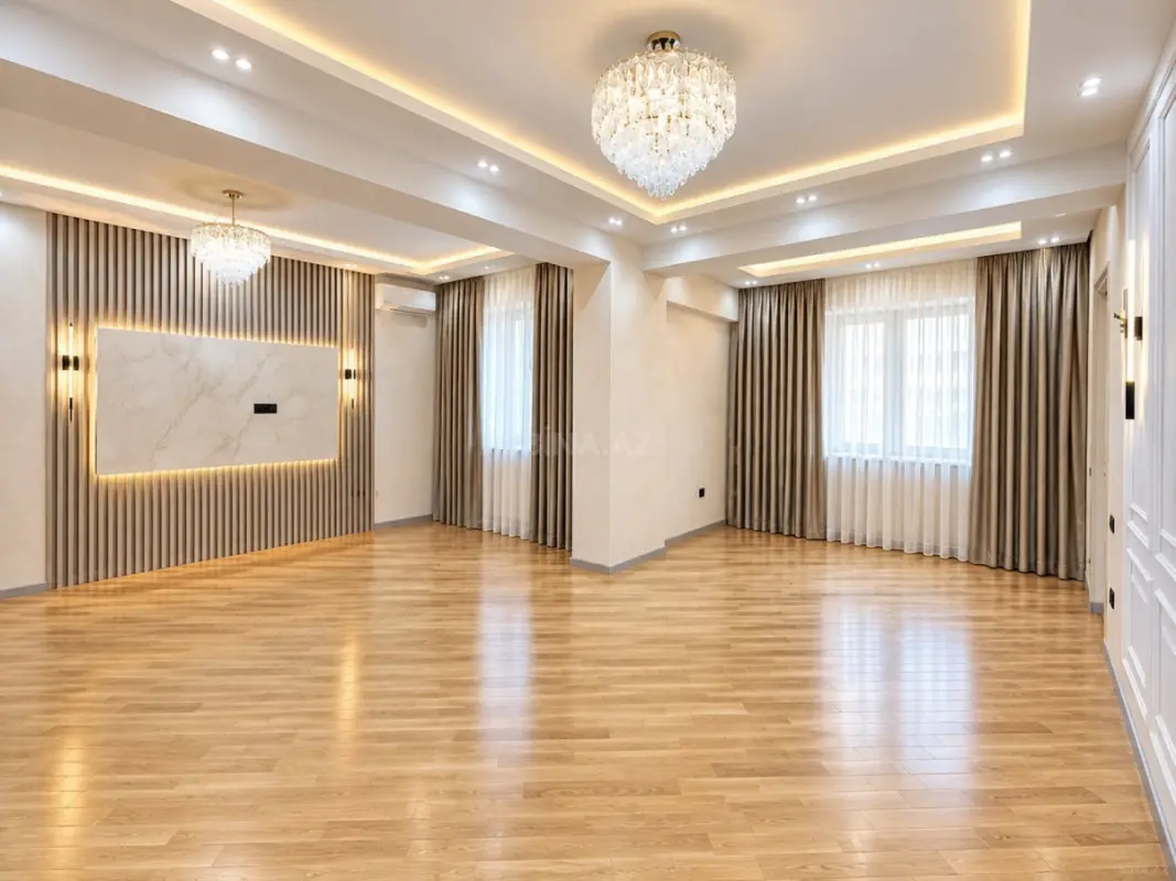 Satılır 4 otaqlı mənzil 195 m²