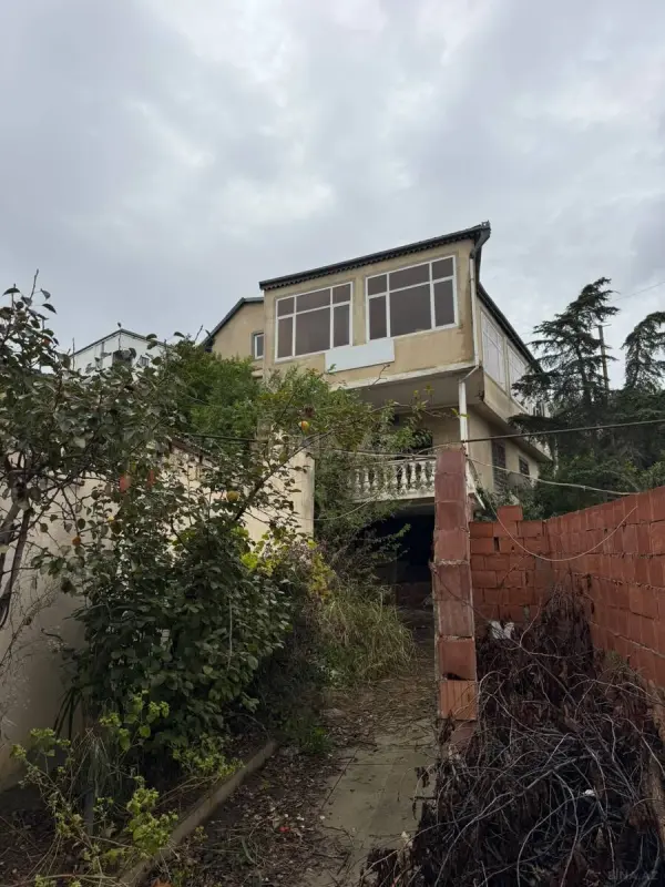 Satılır 4 otaqlı həyət evi 210 m²