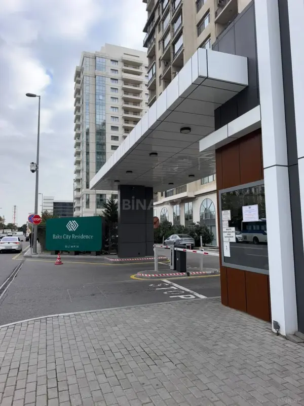 Satılır 3 otaqlı mənzil 147 m²