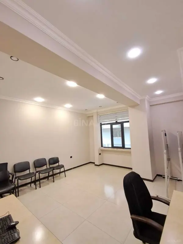 Kirayə verilir 3 otaqlı ofis 120 m²